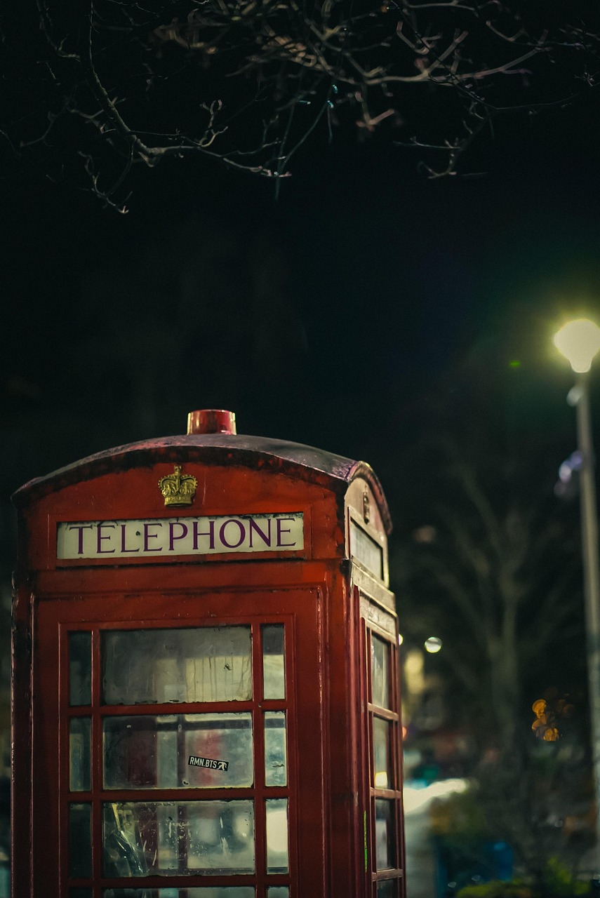 retro phone booth representing early mobile era