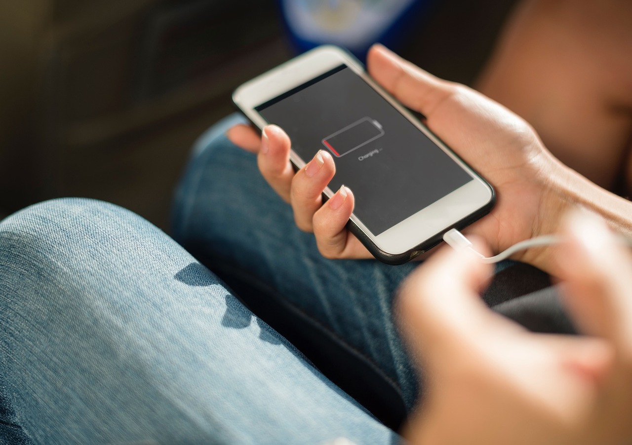 smartphone battery draining while playing 918Kiss