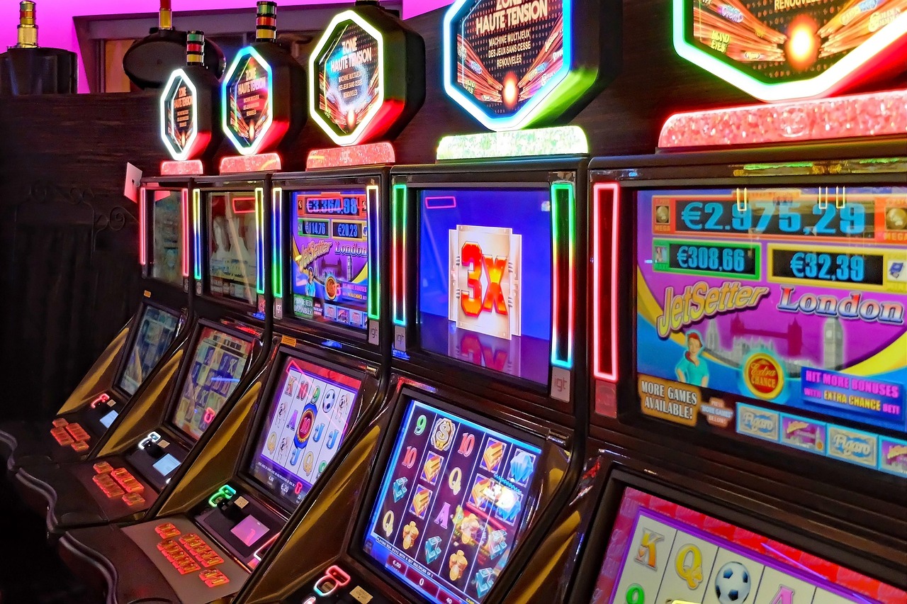 slot machines RTP volatility paylines explained